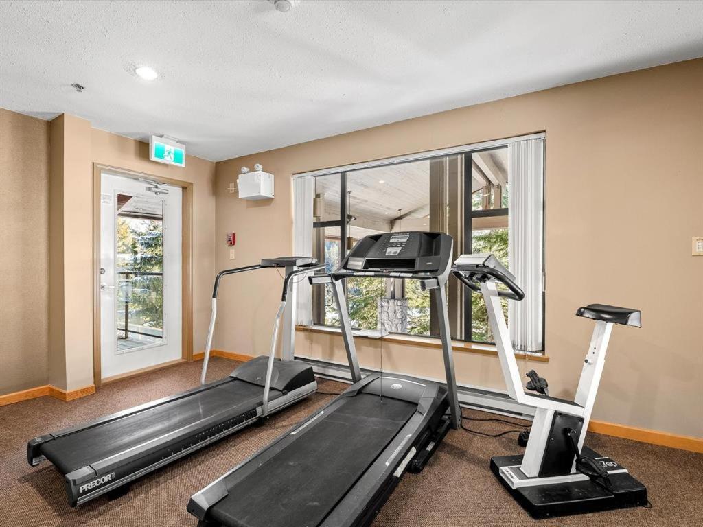 3br Stunning Recently Renovated By Harmony Whistler